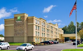 Holiday Inn Express & Suites West Long Branch - Eatontown West Long Branch, Nj